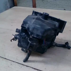 MAZDA 2 03.04-07.11 Biztosítéktábla bcm bsi bsm sam gem modul motortér 1.4i bontott alkatrész Kedvezményes ár