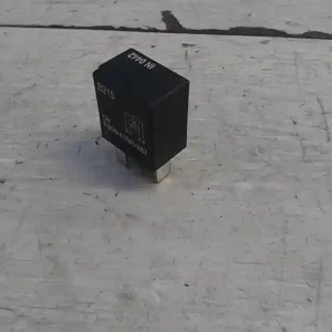 MAZDA 2 03.04-07.11 Relé bontott alkatrész Exkluzív ajánlat