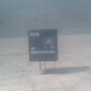 Prémium MAZDA 2 03.04-07.11 Relé bontott alkatrész