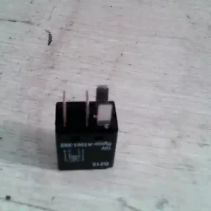 MAZDA 2 03.04-07.11 Relé bontott alkatrész Árengedmény