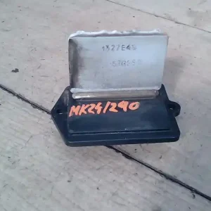 Prémium MAZDA 323 98-01 Fűtőmotor előtét ellenállásbontott alkatrész