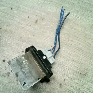 MAZDA 323 98-01 Fűtőmotor előtét ellenállásbontott alkatrész Azonnal elérhető