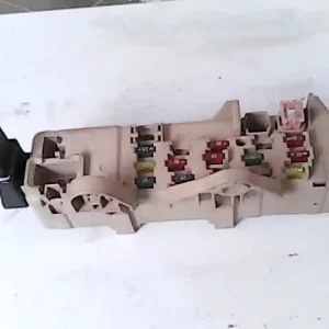 Ajánlat MAZDA 323F 98-01 Biztosítéktábla bcm bsi bsm sam gem modulbontott alkatrész