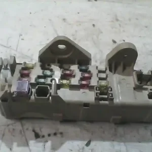 MAZDA 323F 98-04 Biztosítéktábla bcm bsi bsm sam gem modulbontott alkatrész Szezonális akció