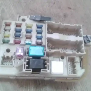 Szuper ajánlat MAZDA 6 02-05 Biztosítéktábla bcm bsi bsm sam gem modul2.0d bontott alkatrész