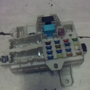 MAZDA 6 02-05 Biztosítéktábla bcm bsi bsm sam gem modul motortér 2.0did utastér bontott alkatrész Biztonságos vásárlás