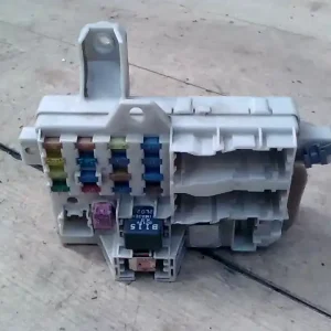 MAZDA 6 02-05 Biztosítéktábla bcm bsi bsm sam gem modul utastér bontott alkatrész Legkelendőbb