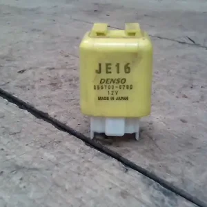 MAZDA Demio 2000- Relé bontott alkatrész Nézd meg most