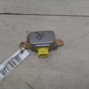 MAZDA MPV 99-05 ütközés érzékelő bontott alkatrész Azonnali szállítás