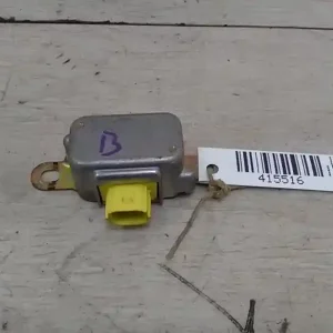 MAZDA MPV 99-05 ütközés érzékelő bontott alkatrész Rendeld meg most