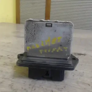 MAZDA PREMACY 99.01-05.10 Fűtőmotor előtét ellenállás2.0 d bontott alkatrész Szezonális akció