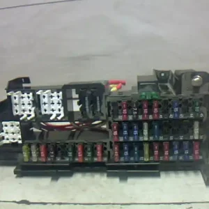 MERCEDES A W168 1997.10.01-2001.04.30 Biztosítéktábla bcm bsi bsm sam gem modul utastér 1.6i utastérbontott alkatrész Végkiárusítás