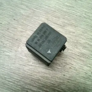 MERCEDES A160 Relé 1.6 b bontott alkatrész Legjobb ár