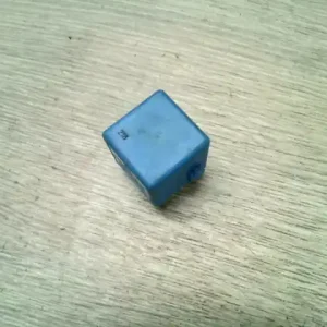 MERCEDES A160 Relé 1.6 b bontott alkatrész Biztonságos vásárlás