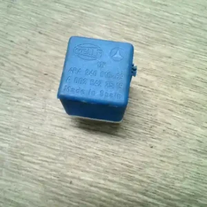 Outlet MERCEDES A160 Relé 1.6 b bontott alkatrész