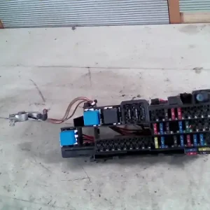 Outlet MERCEDES A170 Biztosítéktábla bcm bsi bsm sam gem modulbontott alkatrész