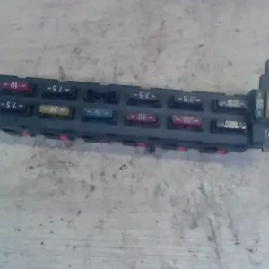 MERCEDES C (W202) 1993-2000 Biztosítéktábla bcm bsi bsm sam gem modul motortér 2.0i bontott alkatrész Kedvezmény