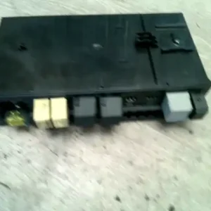 Különleges ajánlat MERCEDES C (W203) 2000.06.01-2006.12.31 Biztosítéktábla bcm bsi bsm sam gem modulbontott alkatrész