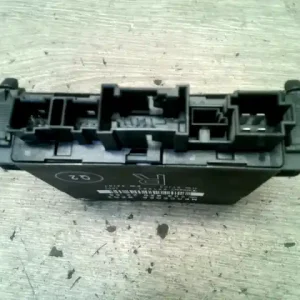 Különleges ajánlat MERCEDES C (W203) 2000.06.01-2006.12.31 Jobb hátsó ajtó vezérlőegység dcu modul kombi bontott alkatrész