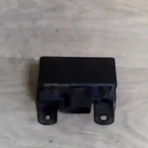 Árengedmény MERCEDES E W210 95.06-99.06 Izzítórelé bontott alkatrész