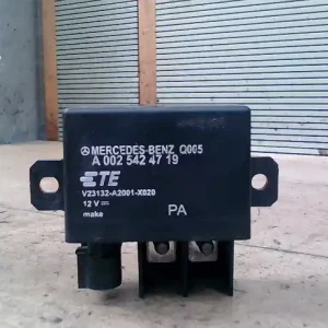 MERCEDES E(W211) 2002.04.01-2006.06.30 Izzítórelé 2,7d bontott alkatrész Expressz kézbesítés