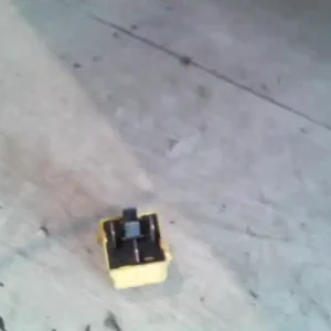 Rendeld meg most MERCEDES SPRINTER 00-06 Relé bontott alkatrész