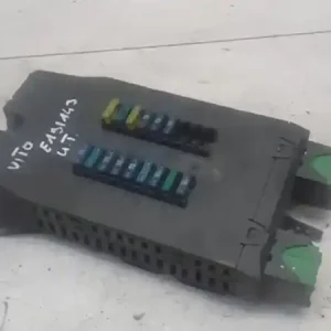 Legkelendőbb MERCEDES VITO 96- Biztosítéktábla bcm bsi bsm sam gem modulbontott alkatrész