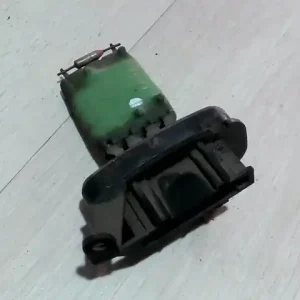 Szuper ajánlat MERCEDES VITO 96- Fűtőmotor előtét ellenállásbontott alkatrész