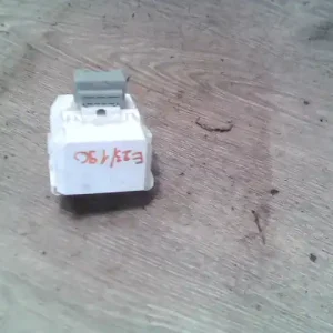 Legnépszerűbb MITSUBISHI COLT 04.04-08.09 Biztosítéktábla bcm bsi bsm sam gem modulbontott alkatrész