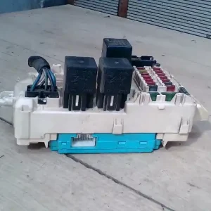 Árcsökkenés MITSUBISHI GALANT Biztosítéktábla bcm bsi bsm sam gem modul utastér bontott alkatrész