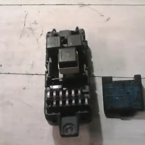 Akció MITSUBISHI SPACE STAR Biztosítéktábla bcm bsi bsm sam gem modul utastér bontott alkatrész