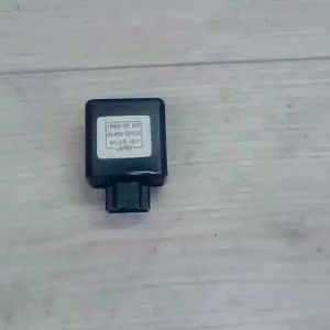 Exkluzív ajánlat NISSAN ALMERA 96-98 Relé bontott alkatrész