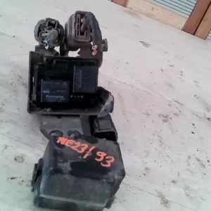 Korlátozott ajánlat NISSAN MICRA K11 92.08-00.07 Relé bontott alkatrész