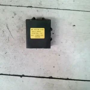 NISSAN VANETTE CARGO Ablaktörlő relé bontott alkatrész Végkiárusítás