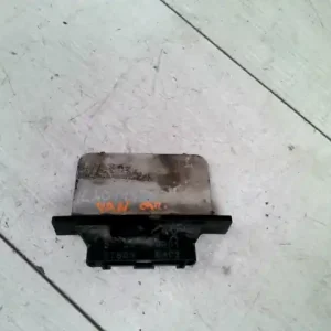 NISSAN VANETTE CARGO Fűtőmotor előtét ellenállásbontott alkatrész Ne maradj le