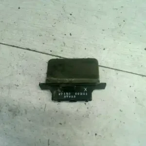 NISSAN VANETTE CARGO Fűtőmotor előtét ellenállásbontott alkatrész Azonnal elérhető