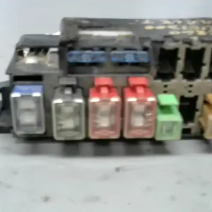 NISSAN VANETTE CARGO Biztosítéktábla bcm bsi bsm sam gem modulbontott alkatrész Olcsó