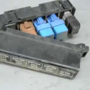 NISSAN VANETTE CARGO Relé bontott alkatrész Outlet