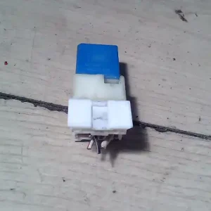 Kihagyhatatlan ajánlat NISSAN X-TRAIL T30 2001.06.01-2007.02.28 Relé bontott alkatrész