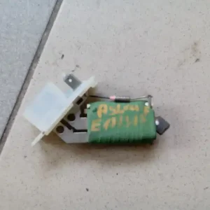 Szuper akció OPEL ASTRA F 91-94 Fűtőmotor előtét ellenállás bontott alkatrész