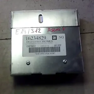 Utolsó esély OPEL ASTRA F 94-02 Motorvezérlő egység ecu pcm modul bontott alkatrész