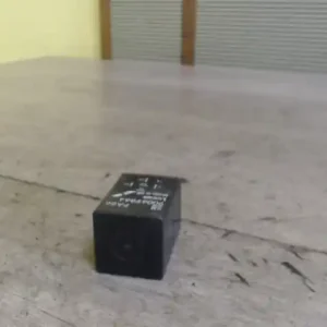 Azonnal elérhető OPEL ASTRA F 94-02 Relé bontott alkatrész