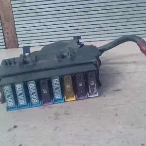 Rendeld meg most OPEL ASTRA G 97-04 Biztosítéktábla bcm bsi bsm sam gem modul motortér 1.7dti bontott alkatrész