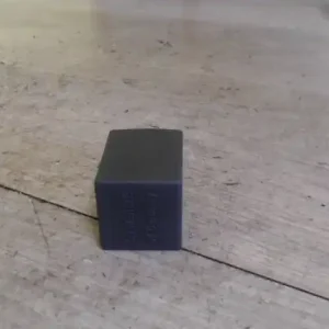 Bestseller OPEL CALIBRA Relé bontott alkatrész