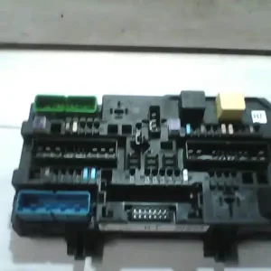 Akció OPEL ASTRA H 04-10 Biztosítéktábla bcm bsi bsm sam gem modul csomagtér csomagtér bontott alkatrész