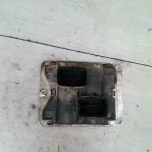 Végkiárusítás OPEL CORSA B 93-00 Motorvezérlő egység ecu pcm modul 1.0 bontott alkatrész