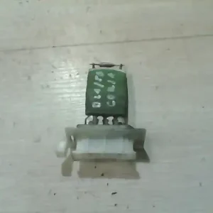 Azonnali szállítás OPEL CORSA C 00-06 Fűtőmotor előtét ellenállásbontott alkatrész