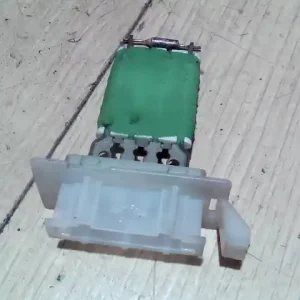 Akció OPEL CORSA C 00-06 Fűtőmotor előtét ellenállásbontott alkatrész