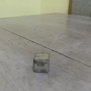 Árengedmény OPEL VECTRA B 96-99 Relé bontott alkatrész