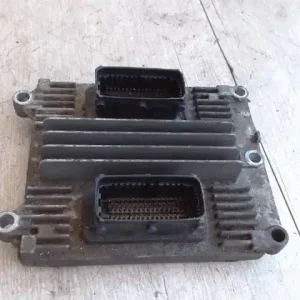 Alacsony ár OPEL VECTRA B 99-01 Motorvezérlő egység ecu pcm modul 2.2i bontott alkatrész